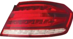 Feu arrière droit extérieur à LED pour MERCEDES CLASSE E (W212) de 2013 à 2016, Mod. Berline, incolore-rouge, Neuf