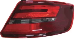 Feu arrière droit extérieur pour AUDI A3 III ph.1 SPORTBACK 2012-2016, partie sur aile
