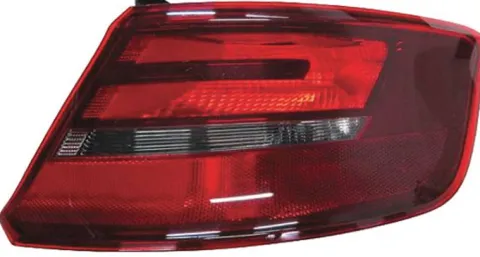 Feu arrière droit extérieur pour AUDI A3 III ph.1 SPORTBACK 2012-2016, partie sur aile