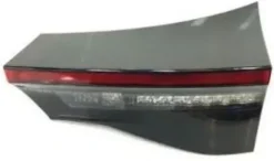 Feu arrière droit intérieur pour TOYOTA YARIS CROSS depuis 2020, LED, VALEO, Neuf
