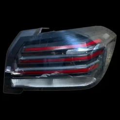 Feu arrière droit pour PEUGEOT 208 II phase 2 depuis 2023, à LED, Neuf