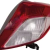 Feu arrière droit pour TOYOTA YARIS III phase 1, 2011-2014, (rouge/blanc), Neuf