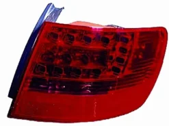 Feu arrière extérieur droit pour AUDI A6 III ph. 1 2004-2008, Modèle Avant, à Led, Neuf