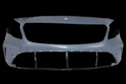 Pare-chocs avant pour MERCEDES CLASSE GLA phase 2 2017-2020, avec apprêt, avec cache crochet, avec trous PDC + supports, avec trous assistance, Neuf